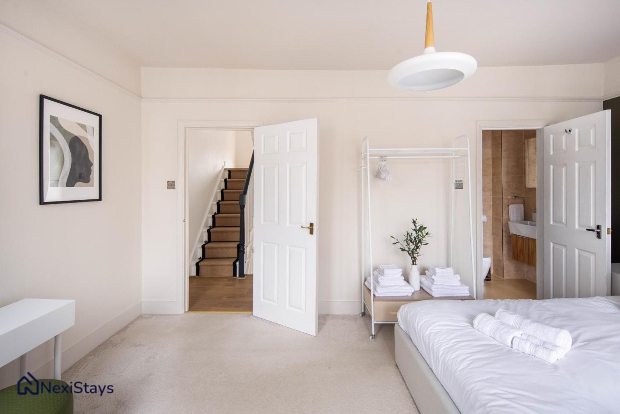 Appartement 10 Mins Walk To The Oval, The Kennington Retreat à Londres Extérieur photo